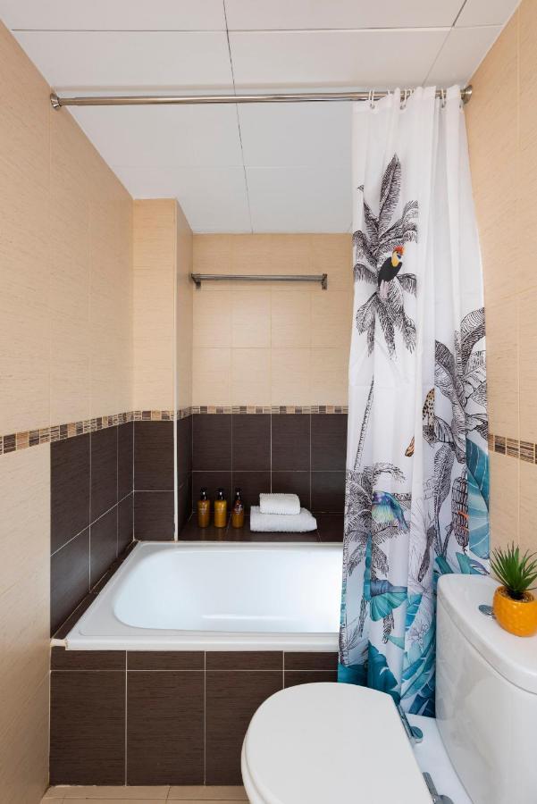 Unika Homes Malaga Beach & City Ngoại thất bức ảnh